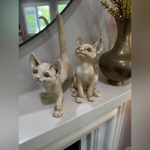 Vintage Anthony Freeman Mcfarlin mid century pottery Ceramic Cat Figurines